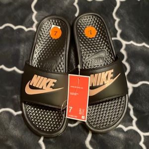 Nike slides